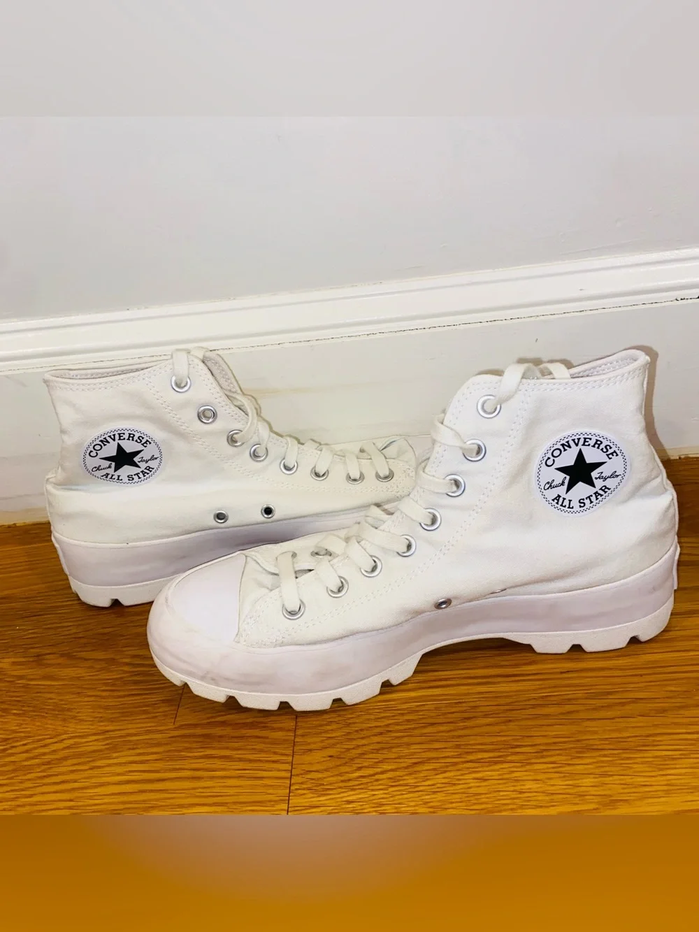 Converse All Stars minimally worn